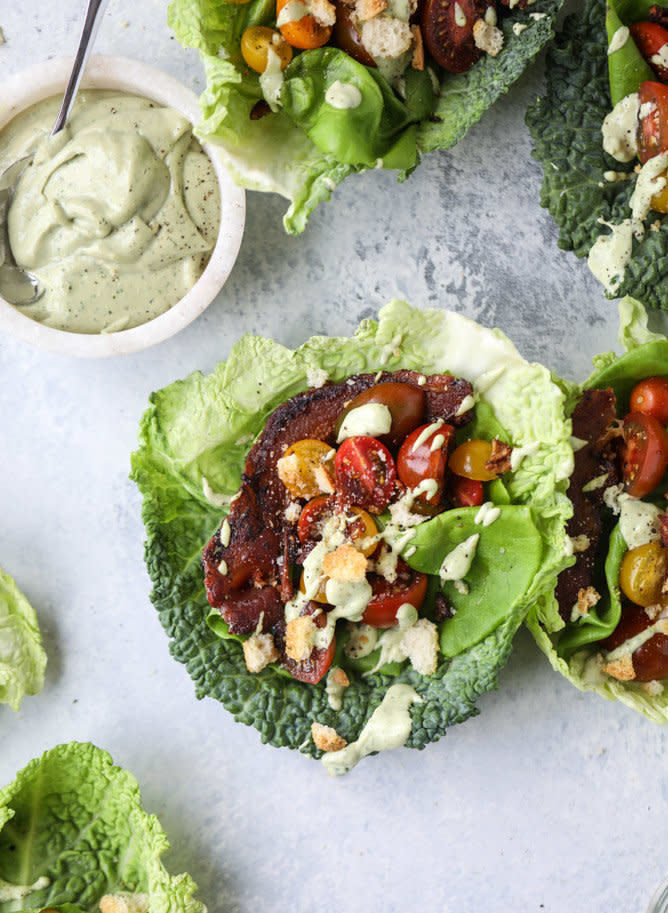 <strong>Get the <a href="http://www.howsweeteats.com/2017/06/blt-lettuce-wraps/" target="_blank">BLT Lettuce Wraps with Avocado Ranch recipe</a>&nbsp;from How Sweet It Is</strong>