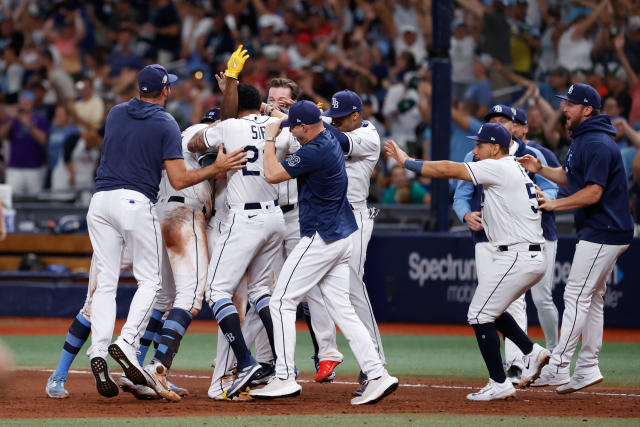 Wander Franco's walk-off HR caps Rays' wild win over Guardians