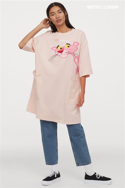 粉紅頑皮豹來襲H&M DIVIDED亞洲時尚系列俏皮登場（圖／H&M提供）