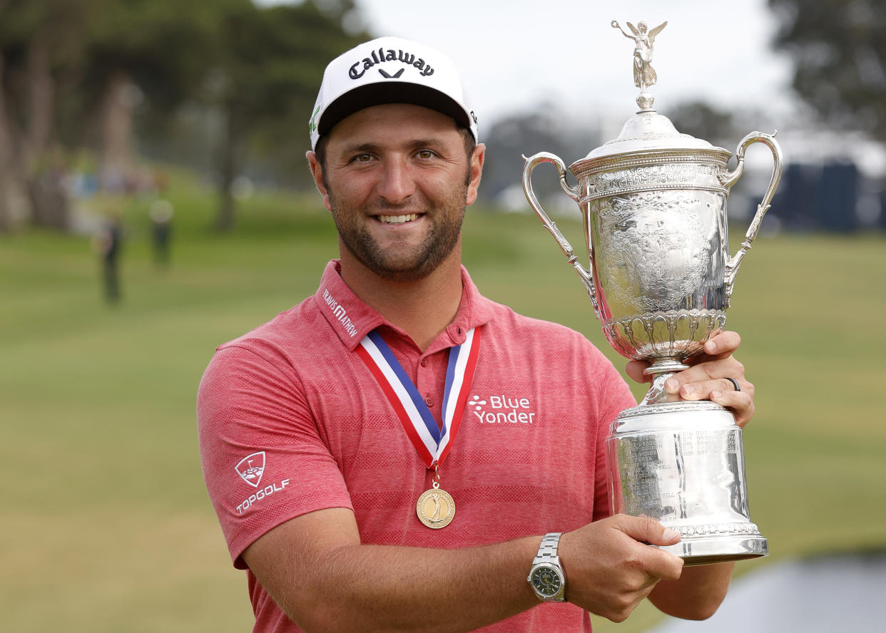 Jon Rahm, con el título del US Open (Photo by Ezra Shaw/Getty Images)