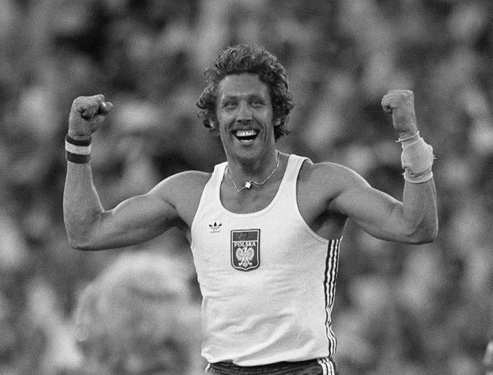 <p>While Polish pole vaulter Władysław Kozakiewicz was attempting to break the world record in 1980, he was greeted by jeers from the primarily Russian crowed. When he finally succeeded, <a href="https://culture.pl/en/article/kozakiewicz-pole-vault-olympics-scandal-poland" rel="nofollow noopener" target="_blank" data-ylk="slk:he gave &quot;the arm&quot; (a signal for a certain expletive) to the spectators" class="link ">he gave "the arm" (a signal for a certain expletive) to the spectators</a> and became an overnight sensation worldwide.</p>