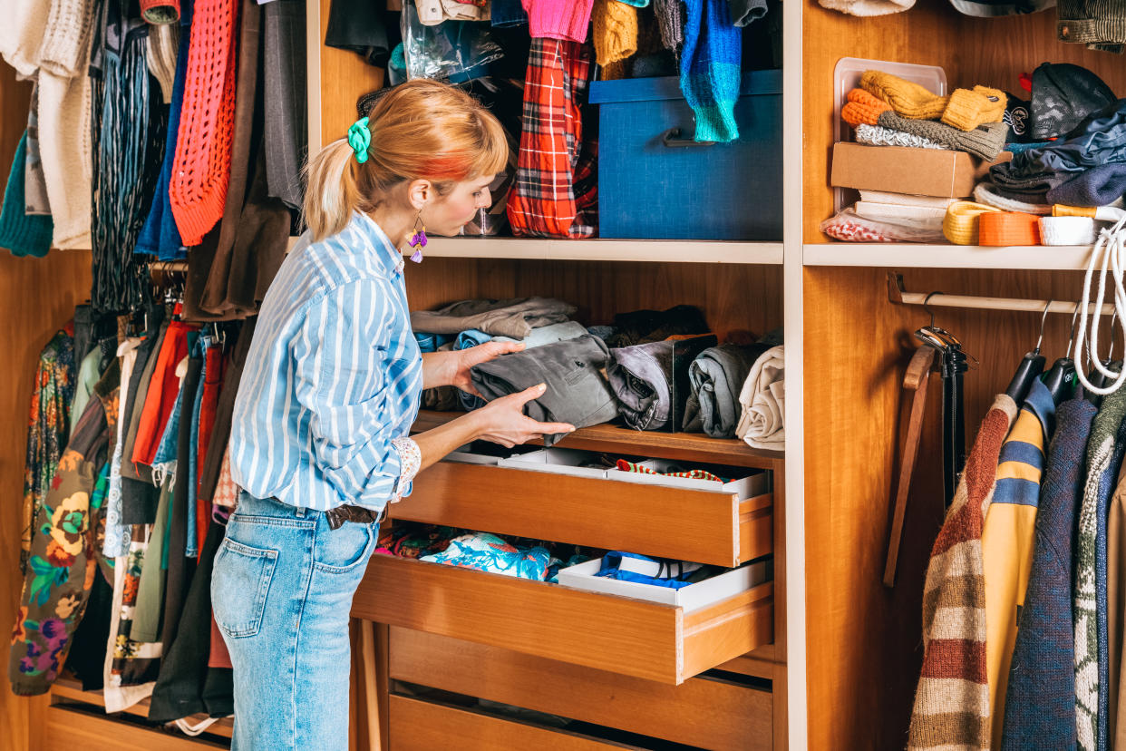 ¿Tienes humedad dentro del closet? aquí están los opciones. (Foto: Getty Images)