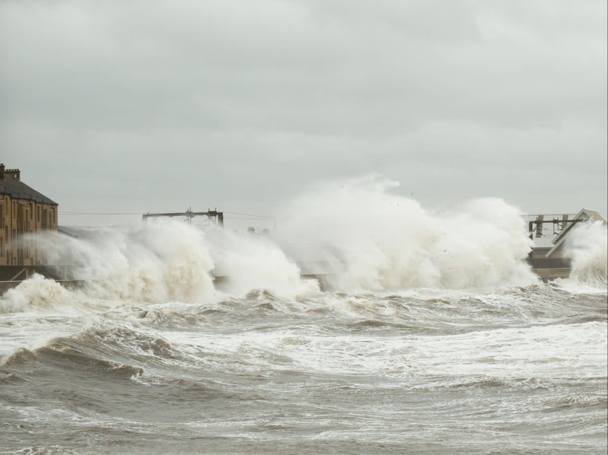 Breaking news: High waves on the Ayrshire coast are interrupting ScotRail services that normally run beside the shore (Network Rail Scotland)