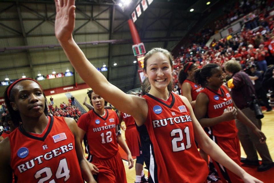 Heather Zurich waves to the crowd as she leaves the floor after Rutgers' 80-52 win over Auburn during the second round of the 2009 NCAA Tournament.