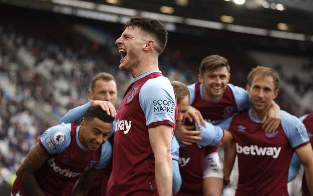 Declan Rice celebrates a goal