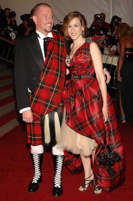 Alexander McQueen commits suicide