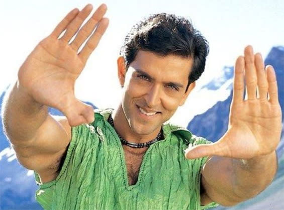 Hrithik is not ashamed of his fifth finger anymore : There was a time, when Hrithik was a little apprehensive about putting up his palm on the big screen that showed his fifth finger. However, many directors have confirmed that Hrithik doesn’t mind people seeing his fifth finger anymore on the big screen. 