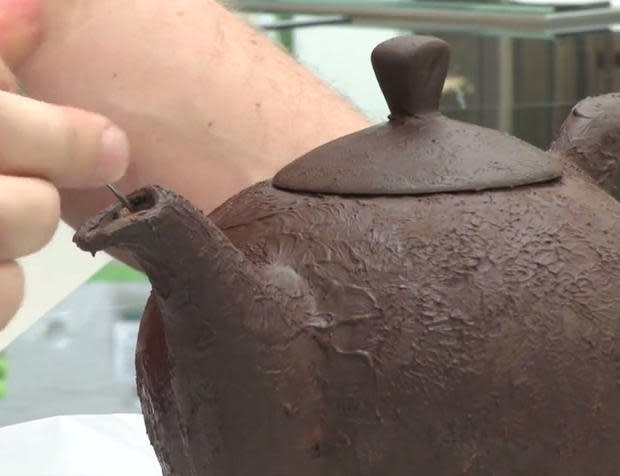 Chocolate teapot