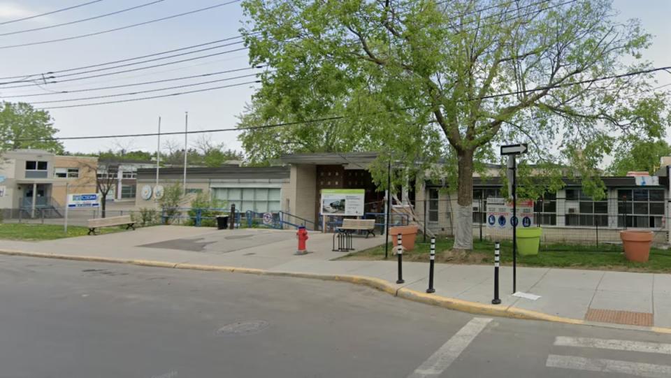 Bedford elementary school is located in Montreal's Côte-des-Neiges neighbourhood.  