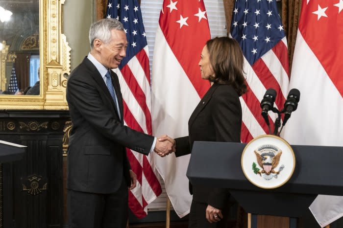 Vice President Kamala Harris gives a statement with Singapore Prime Minister Lee Hsien Loong in the Vice President's Ceremonial Office in Washington, D.C., on March 29, 2022.  File Photo by Joshua Roberts/Bloomberg