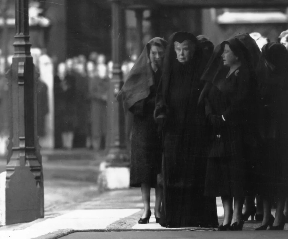 Queen Elizabeth The Queen Mother (1900 - 2002) (right) in mourning with Queen Elizabeth II and Queen Mary (centre) at the funeral of King George VI.    (Photo by Ron Case/Getty Images)