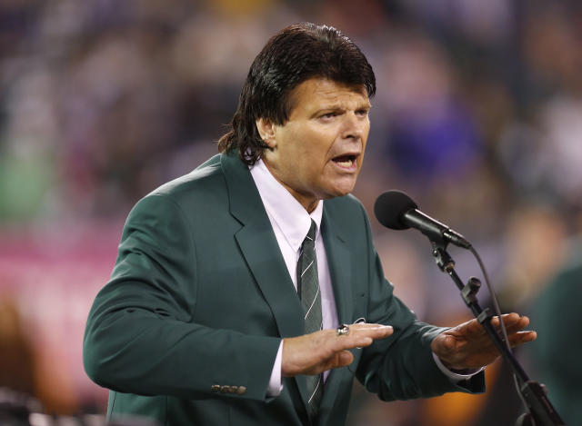 Jets' Mark Gastineau wants sack rec back from Strahan