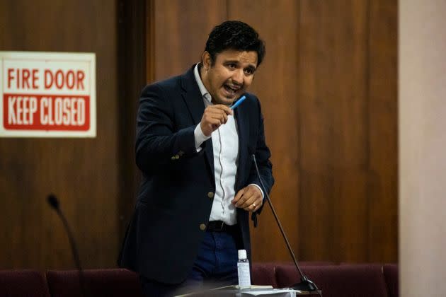 Alderman Byron Sigcho-Lopez of Chicago's 25th Ward speaks in support of the proposal for civilian oversight of the Chicago Police Department during a City Council meeting Wednesday. (Photo: Ashlee Rezin/Chicago Sun-Times via Associated Press)