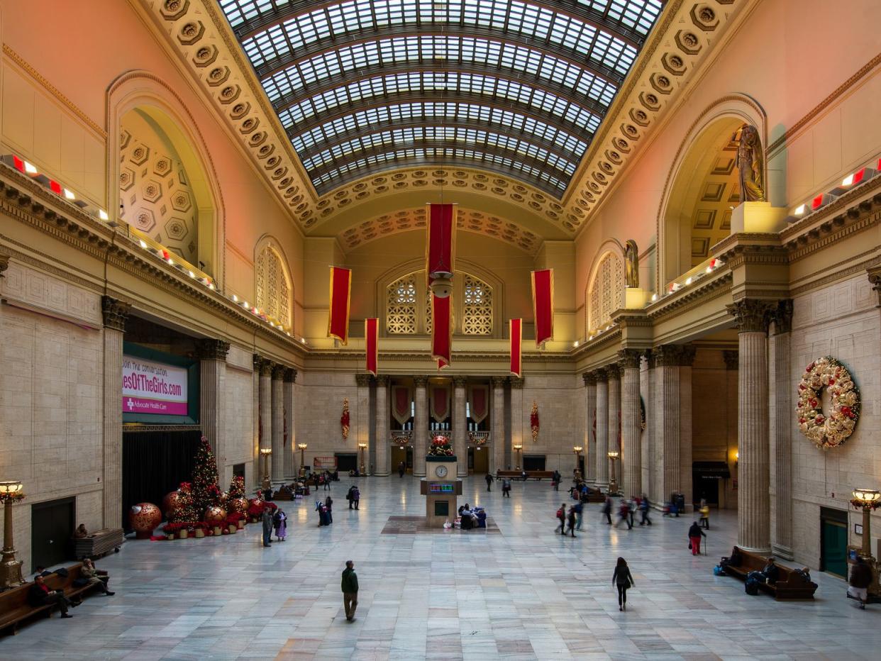Chicago, Illinois, USA-December 4, 2013: The Great Hall of Union Station during the holiday season in Chicago