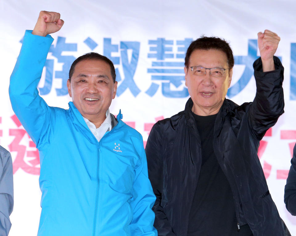 國民黨正副總統候選人侯友宜(左)、趙少康(右)。（中時資料照／黃世麒攝）