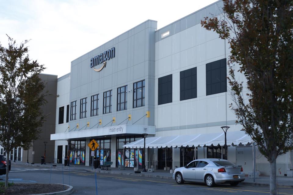 The entrance to Amazon's Staten Island warehouse JFK8.