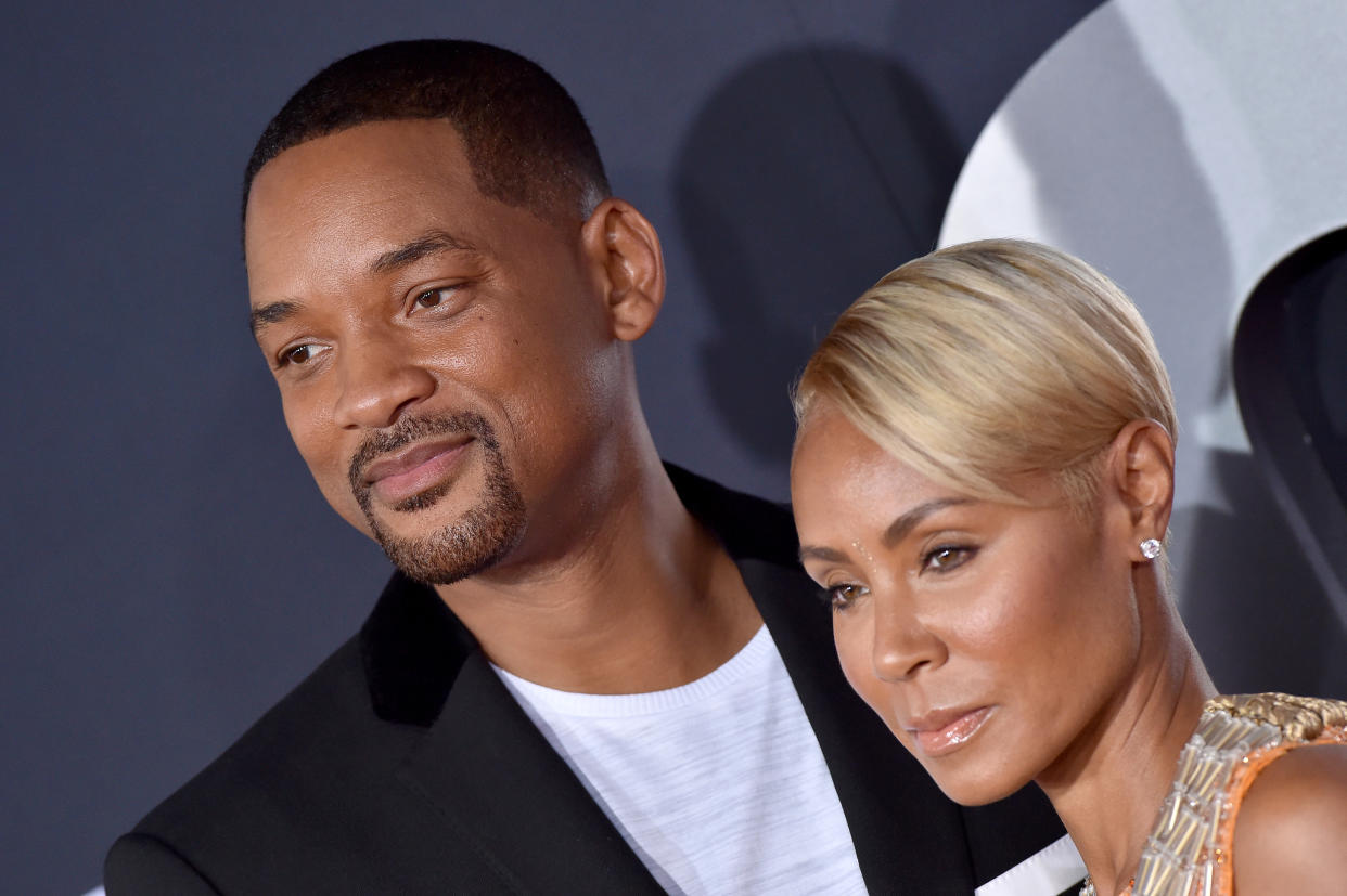 HOLLYWOOD, CALIFORNIA - OCTOBER 06: Will Smith and Jada Pinkett Smith attend Paramount Pictures' Premiere of 