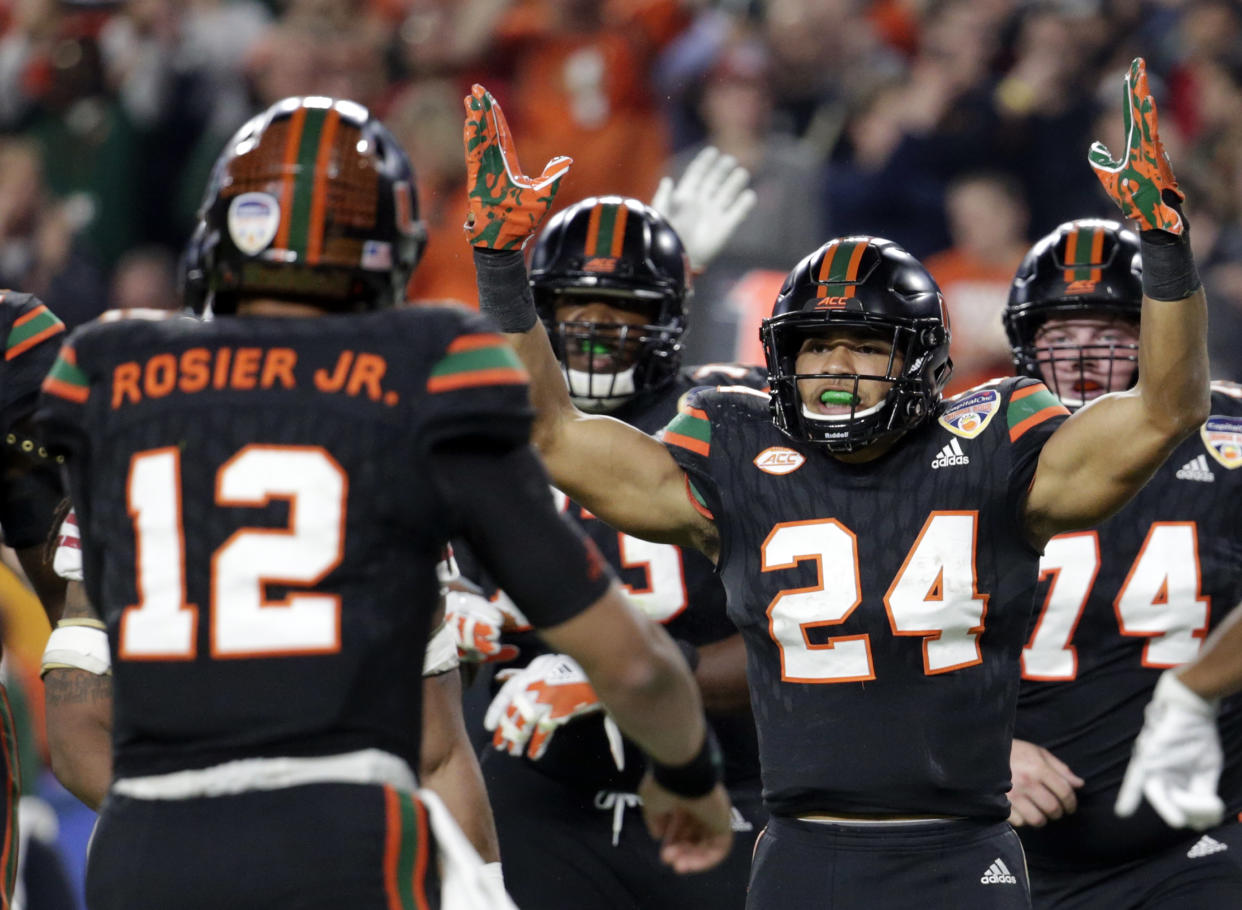 Both Malik Rosier and Travis Homer (24) are back in 2018. (AP Photo/Lynne Sladky)