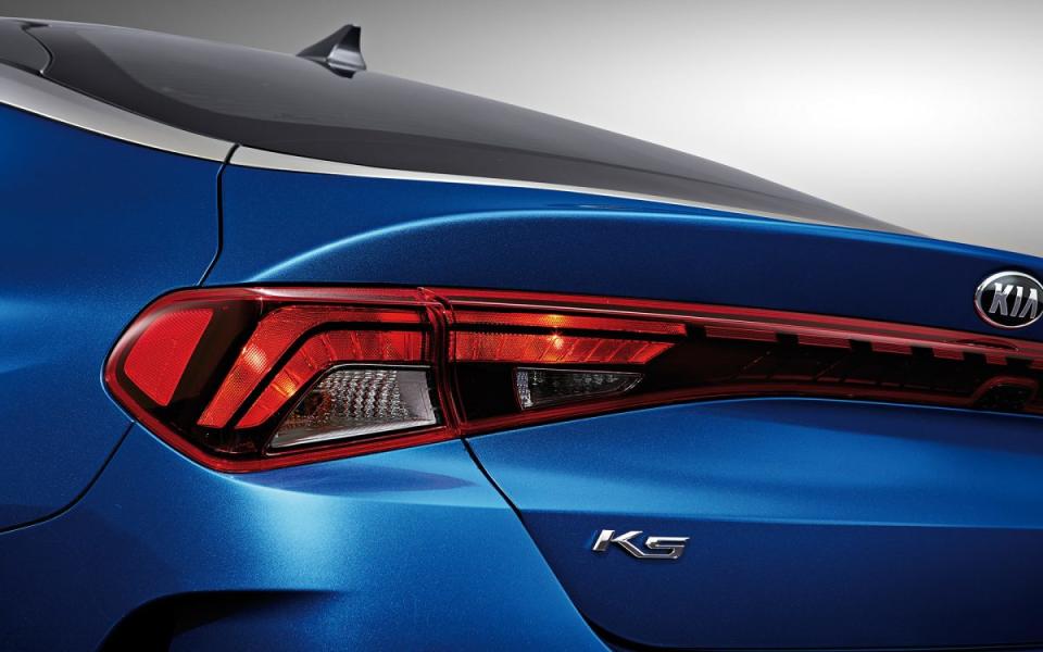 2020-Kia-Optima-K5-Korea-10-1200x750.jpg