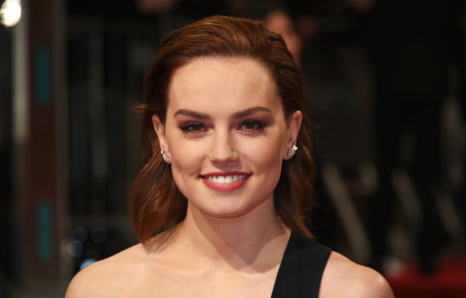 Daisy Ridley Looks Ready To Crash A Garden Tea Party In A Dress That 