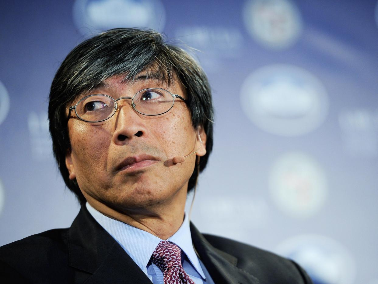 El director ejecutivo del Instituto de Salud Abraxis, Patrick Soon-Shiong, durante un Foro Económico Urbano organizado conjuntamente por el Consejo Empresarial de la Casa Blanca y la Administración de Pequeñas Empresas de EE. UU. (Getty Images)