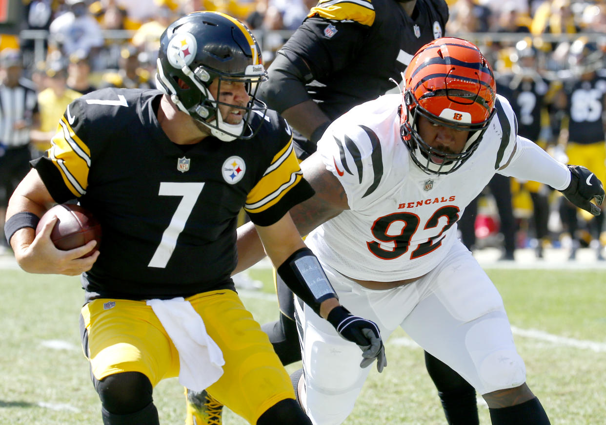 Ben Roethlisberger struggled again on Sunday in the Steelers' loss. (Photo by Justin K. Aller/Getty Images)