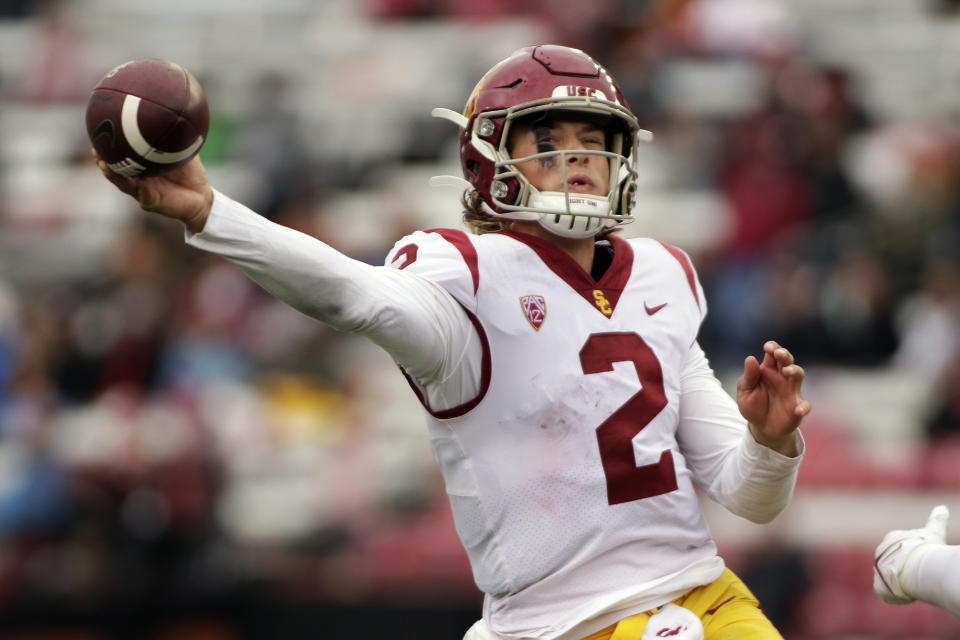 Southern California quarterback Jaxson Dart throws a pass during the second half of an NCAA college football game against Washington State, Saturday, Sept. 18, 2021, in Pullman, Wash. Southern California won 45-14. (AP Photo/Young Kwak)