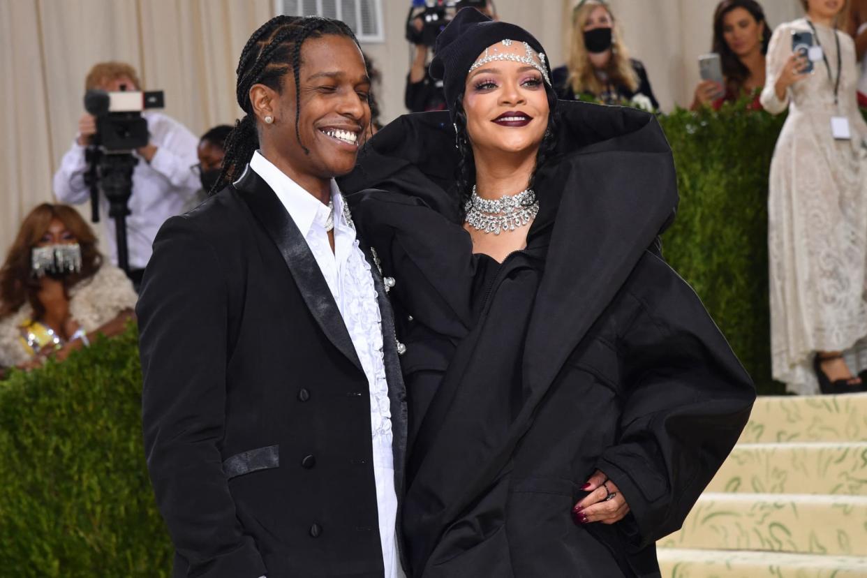 La superstar Rihanna et le rappeur A$AP Rocky le 14 septembre 2021 au Met Gala - Angela Weiss - AFP