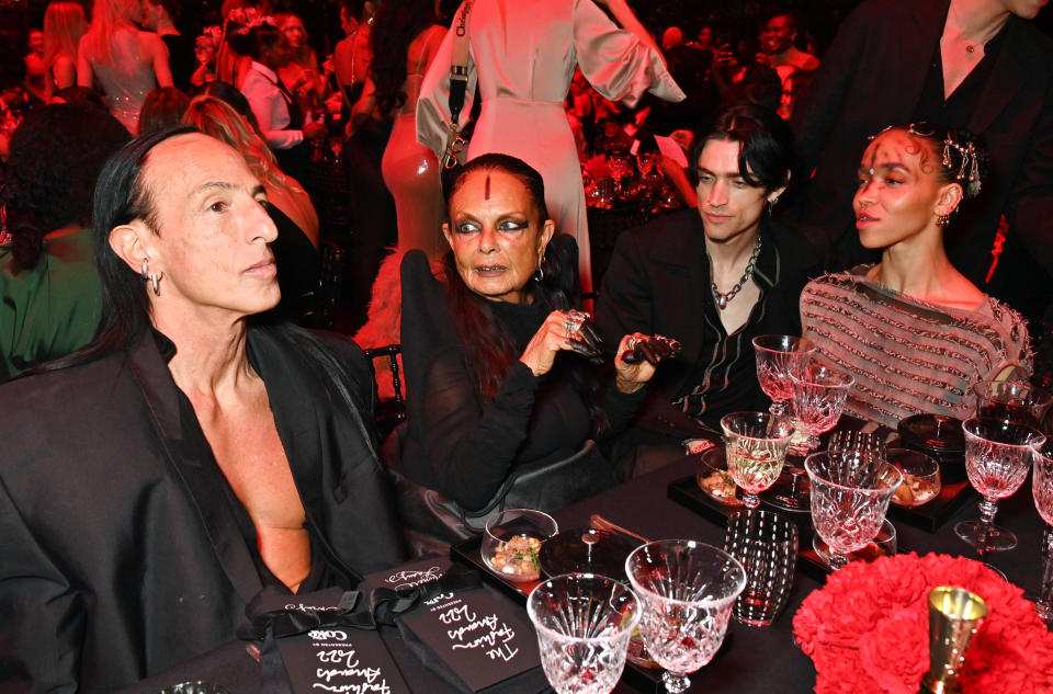LONDON, ENGLAND - DECEMBER 05: (L to R) Rick Owens, Michele Lamy, Jordan Hemingway and FKA Twigs attend The Fashion Awards 2022 pre-ceremony drinks reception at Royal Albert Hall on December 5, 2022 in London, England. (Photo by David M. Benett/Dave Benett/Getty Images)