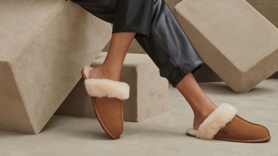 Best Mother of The Bride Gifts: UGG slippers