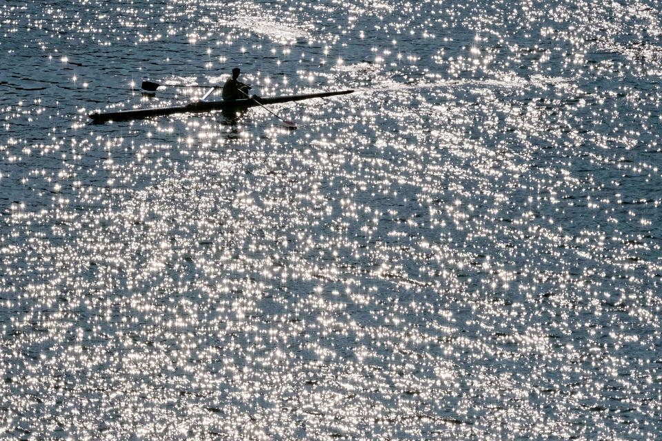 Rowing on the Potomac