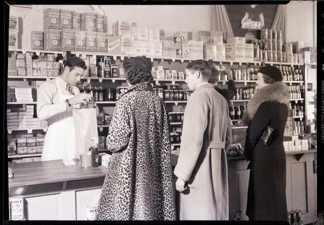 Family grocery store continues tradition after 100 years