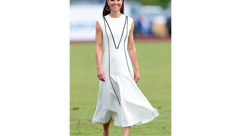 Catherine, Duchess of Cambridge in her dual toned flats