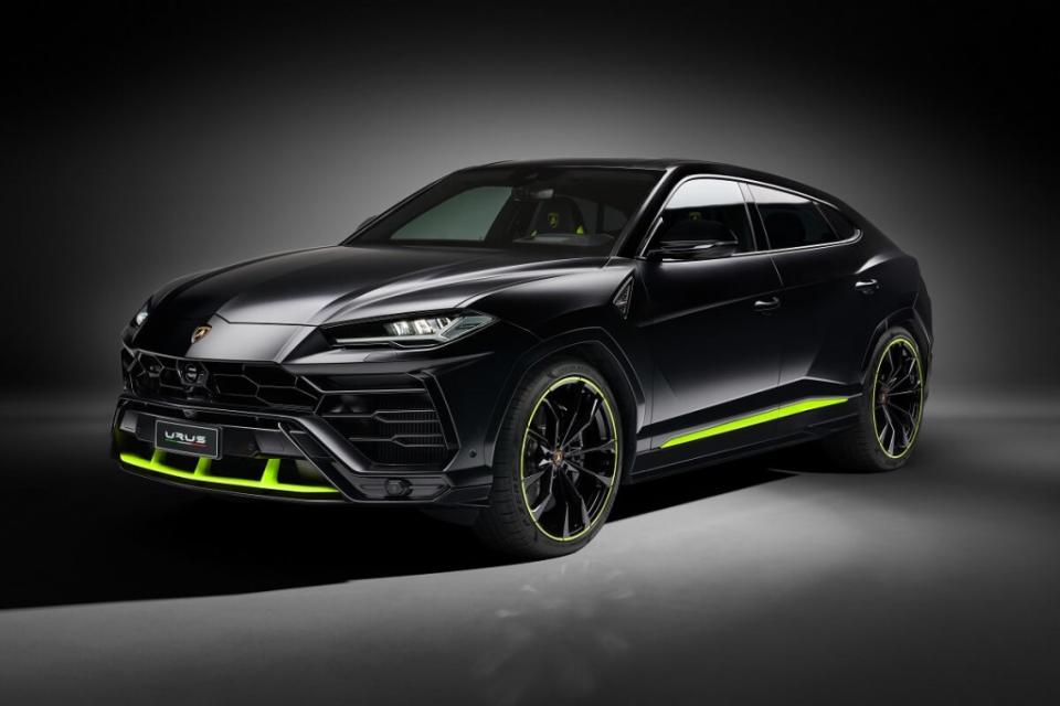 lamborghini-urus-graphite-capsule