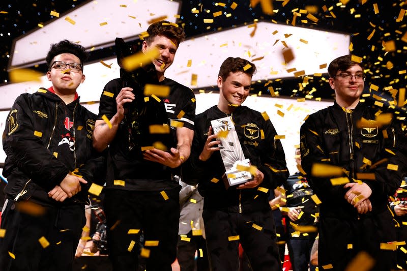 Atlanta FaZe celebrate their Call of Duty 2021 championship win. 