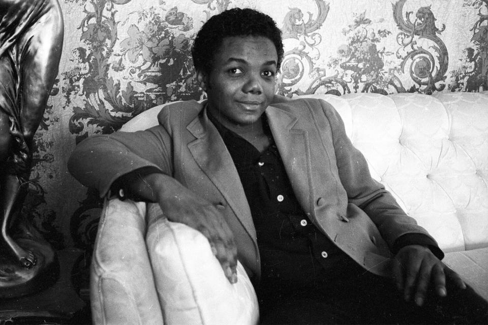 Photo of Lamont Dozier.