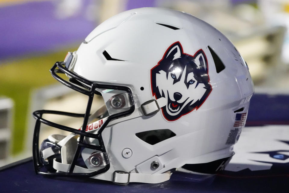 GREENVILLE, NC - NOVEMBER 17: Connecticut Huskies helmet sits on the sidelines during a game between the UConn Huskies and the East Carolina Pirates at Dowdy-Ficklen Stadium in Greenville, NC on November 17, 2018. (Photo by Greg Thompson/Icon Sportswire via Getty Images)