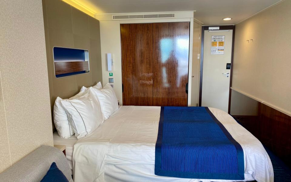 Norwegian Getaway balcony stateroom interior