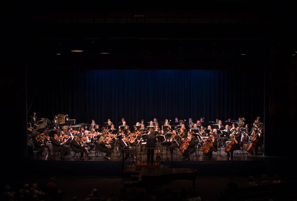 The Space Symphony Orchestra ends its 15th season with a powerhouse concert that assembles 130 musicians onstage Saturday, May 25, at the Scott Center for the Performing Arts in Melbourne.