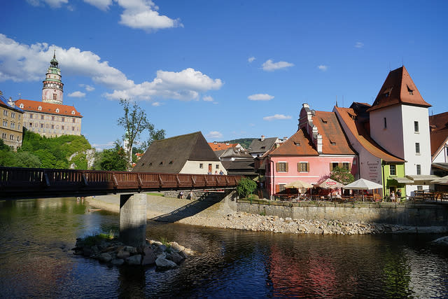 童話故事般的波希米亞小鎮，捷克庫倫洛夫（Czesky Krumlov）