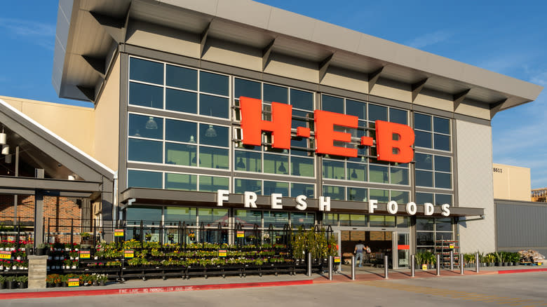 H-E-B supermarket