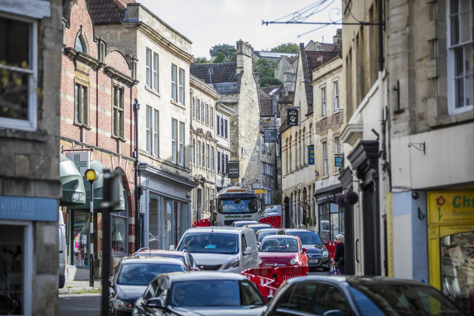 Traffic builds in Bradford-on-Avon as a new one-way system is put into place