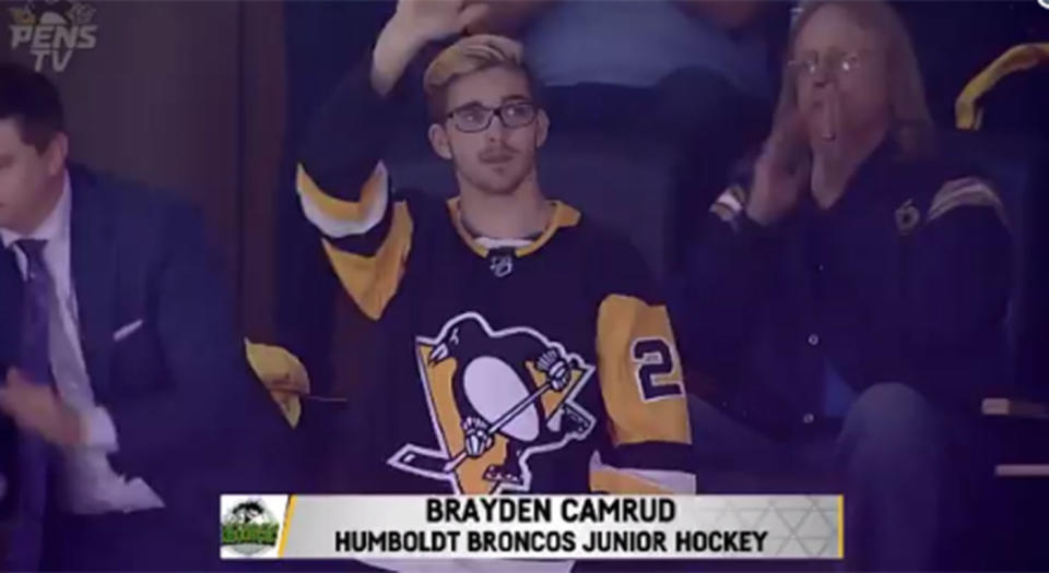 Brayden Camrud salutes the crowd in Pittsburgh (screen shot via @penguins/Twitter)