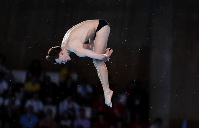 Noah Williams diving