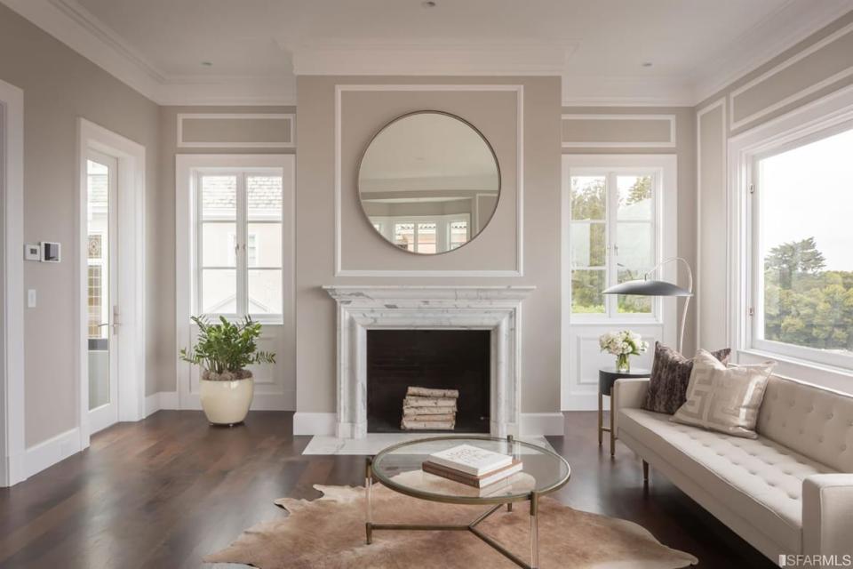 <div class="inline-image__caption"><p>Minimalism and neutral interiors are the sign of good style and breeding…or the ability to buy good style and breeding. Either way, if this room is any indication, you’ve got it.</p></div> <div class="inline-image__credit">Trulia</div>