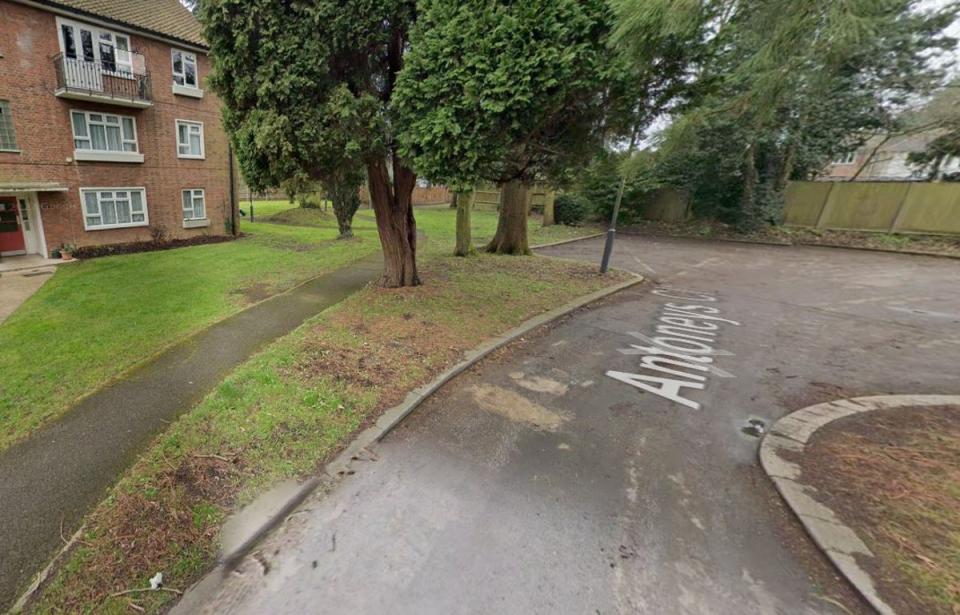 Police investigate attack in alleyway in north west London