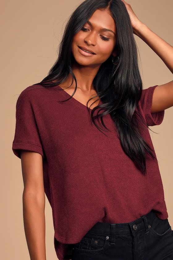 Burgundy V-neck Short Sleeve Sweater