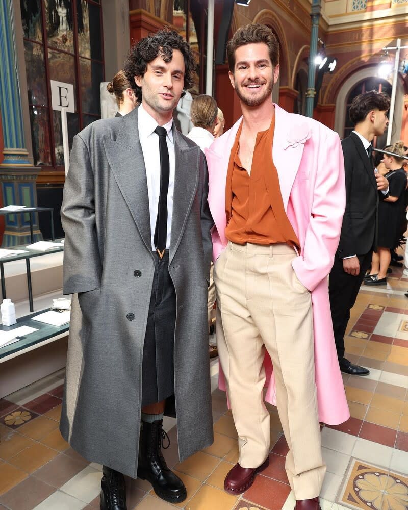 潘巴奇利 Penn Badgley 、安德魯加菲爾德 Andrew Garfield