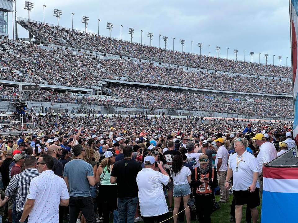 nascar cup series 65th annual daytona 500 busch light pole qualifying