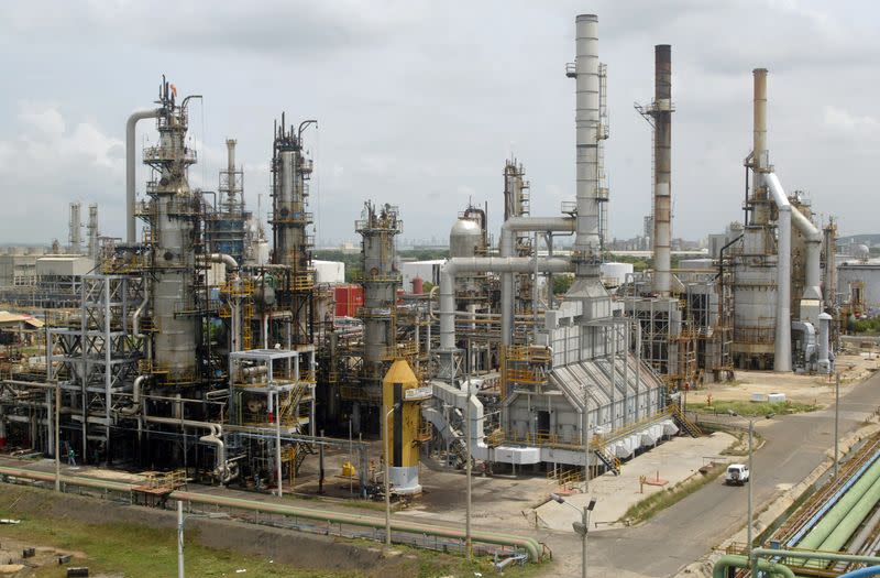 Foto de archivo. Imagen de la refinería de Ecopetrol en Cartagena